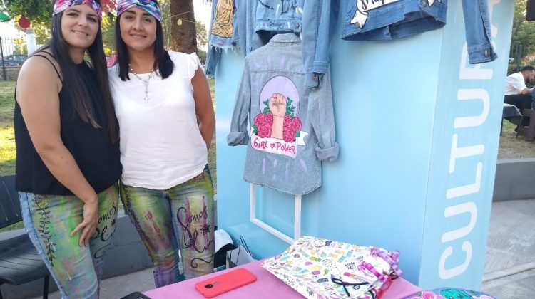 Artesanos y emprendedores, protagonistas de la Feria Navideña de Arte y Diseño