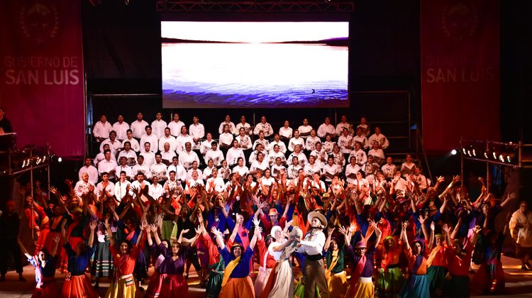 La fiesta de “Sueños del Arte” hizo emocionar al público que copó el Parque IV Centenario