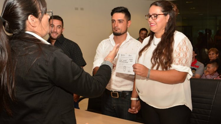 Corazones enamorados en vísperas navideñas: durante 2019 aumentó el número de parejas que dieron el “Sí” en San Luis
