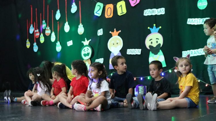 El Jardín Maternal “Rincón de Luz” celebró su acto de fin de año