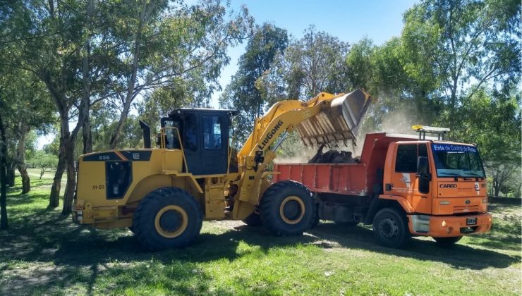 Continúan las tareas de acondicionamiento y limpieza en la ciudad capital