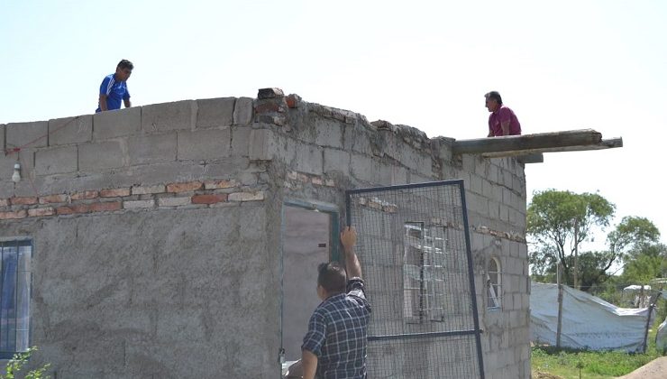 Temporal en Villa Mercedes: el municipio trabaja en la reconstrucción de tres techos