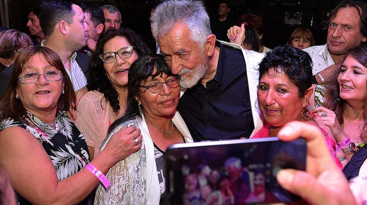 Con música, premios y una cena inolvidable, los servidores públicos celebraron su día