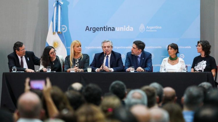 El Gobierno lanzó el Plan Nacional de Lecturas