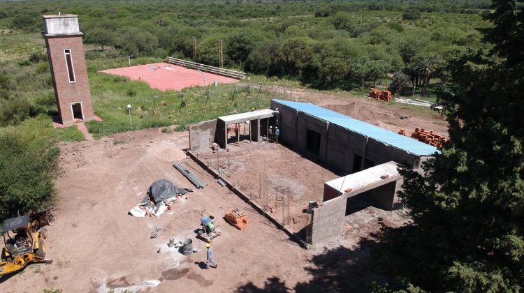 Progresa a buen ritmo la construcción de la escuela del paraje Balcarce