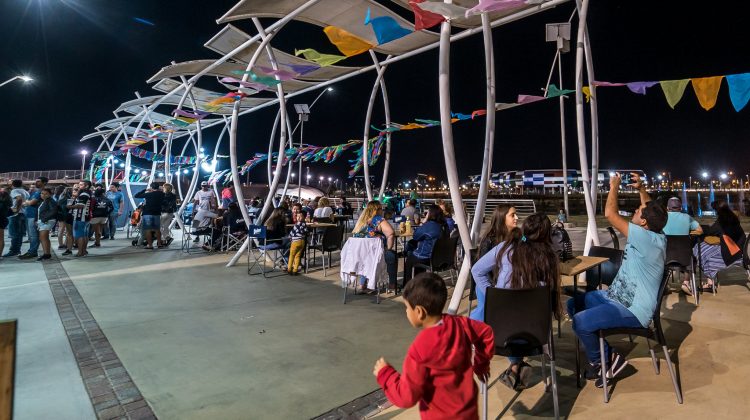 La temporada de verano en La Pedrera comienza con la inauguración de “La Terracita”, la visita de Los Reyes Magos y el “Vacaclub”