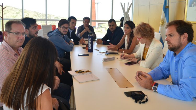 Daños por el temporal: el Gobierno provincial brinda una rápida asistencia y trabaja para restablecer los servicios en Buena Esperanza