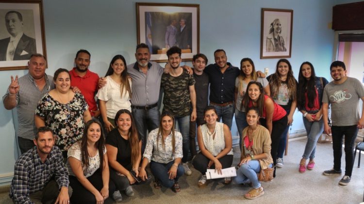 El Programa Juventud se acercó al municipio de La Toma para trabajar por los jóvenes