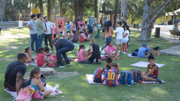 El Día Mundial de la Energía brilló en el Parque de las Naciones