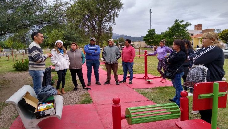 Las capacitaciones de “Basura Cero” siguen llegando a los parques y plazas de la provincia