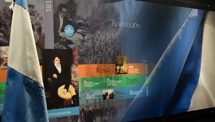 MUHSAL recuerda los 208 años del primer enarbolamiento de la bandera Argentina