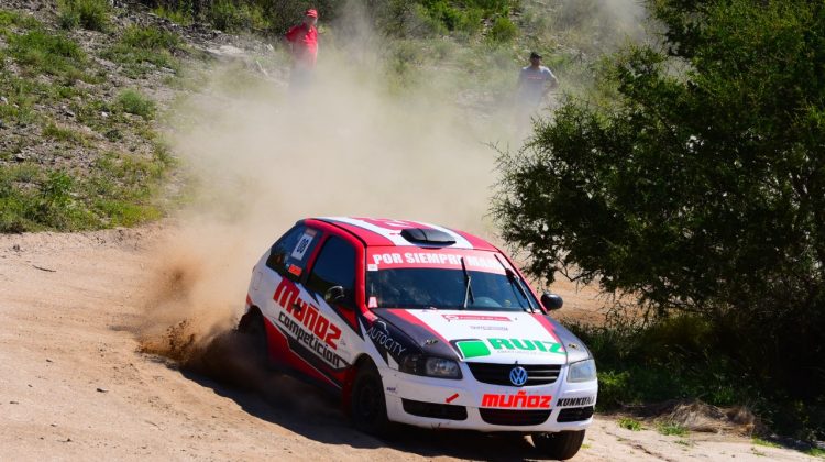 Ante una multitud, Luigi Contín y Ángel Muñoz lideraron el clasificatorio del Rally Máster