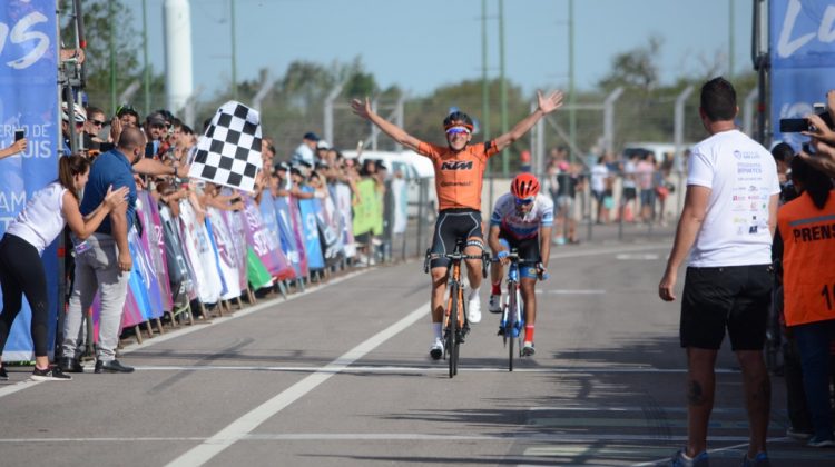 Vuelta del Porvenir: Sergio Fredes se quedó con la primera etapa