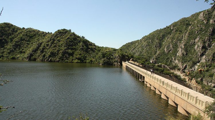 Este martes bajarán levemente las temperaturas, con probables lluvias en el norte