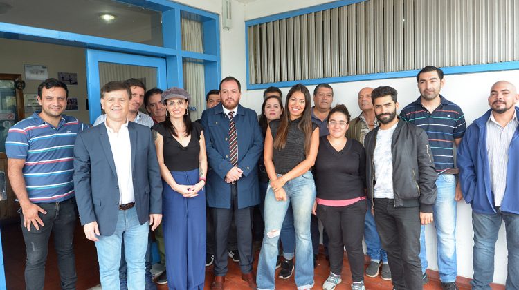 El vicegobernador visitó los estudios de Radio Nacional