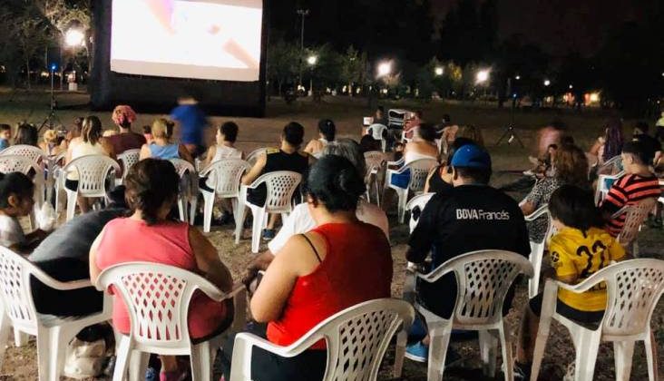 Concluyó el ciclo “Cine en el Parque”