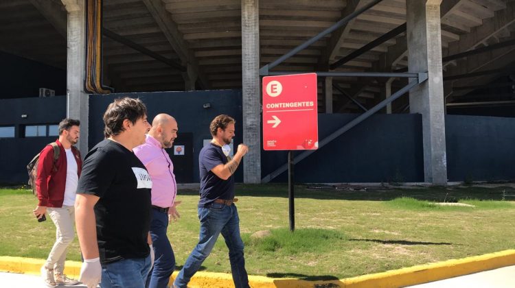 Comenzó el acondicionamiento del Estadio Único de La Pedrera para el armado de un centro de atención de pacientes leves