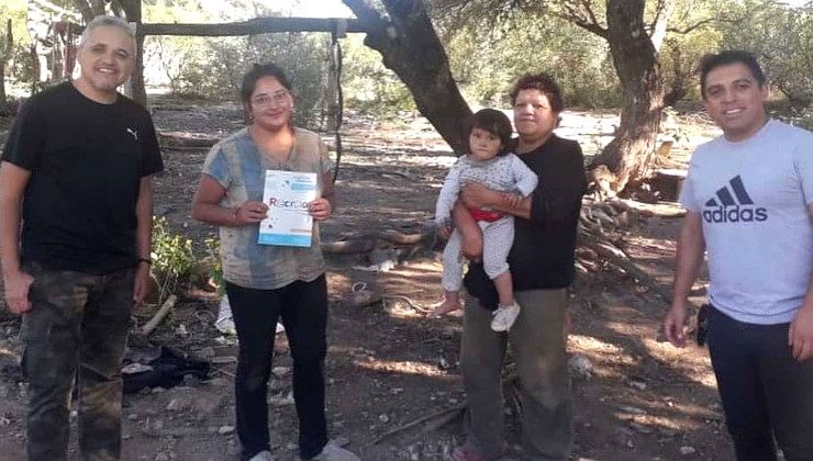 Nueva entrega de material educativo en el interior provincial