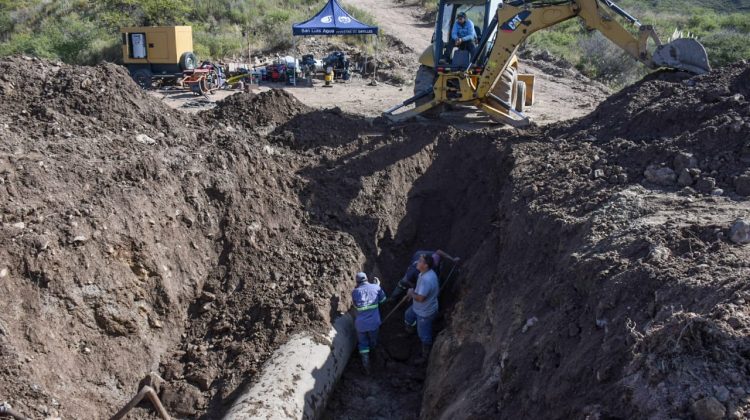 San Luis Agua repara la fuga del acueducto Río Grande