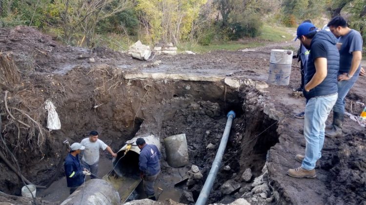 San Luis Agua continúa con las reparaciones en el acueducto Río Grande; el ministro Lavandeira supervisa los trabajos