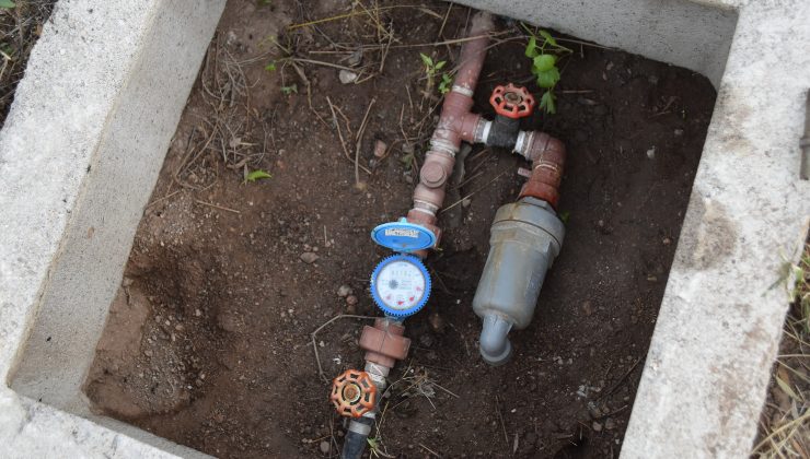 San Luis Agua realizó un instructivo para limpiar un caudalímetro