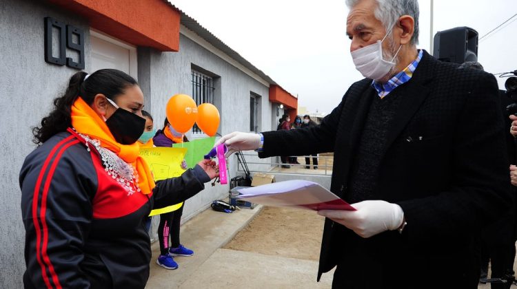 En el pueblo heroico de Zanjitas, comenzó la entrega de más de 1.000 viviendas