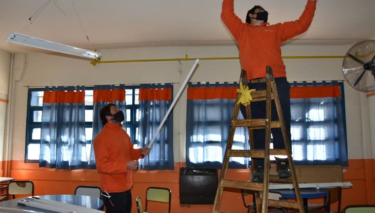 Siguen los trabajos para la puesta a punto de las escuelas