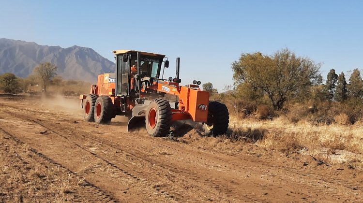 Prevención ante incendios: realizan mantenimiento en el camino de circunvalación de La Punta