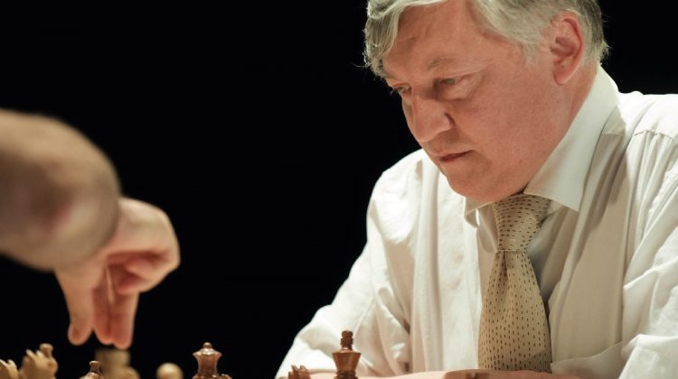 ¿Quién es el GM Anatoli Karpov?