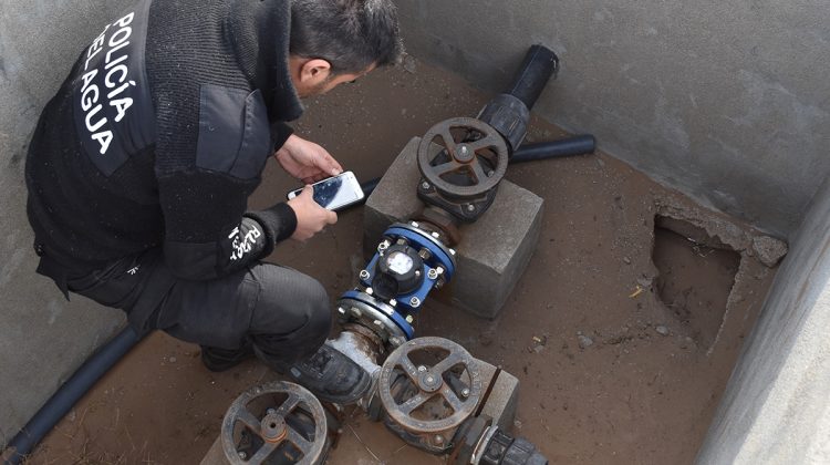 Policía del Agua realiza la lectura de caudalímetros 