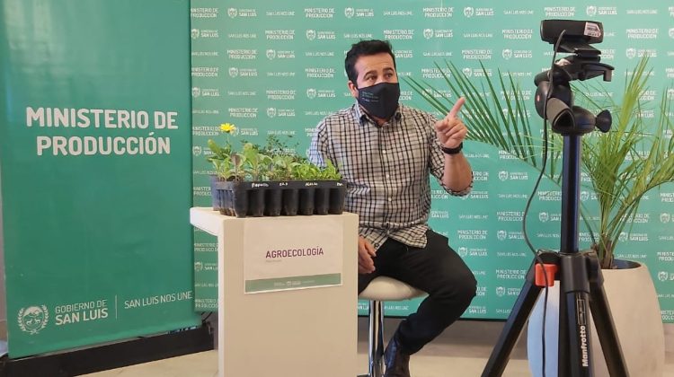 Las capacitaciones virtuales sobre agroecología llegaron a Escuelas Públicas Digitales del sur provincial