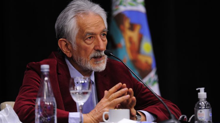 Alberto Rodríguez Saá: “San Luis no prohíbe la circulación, la regula”