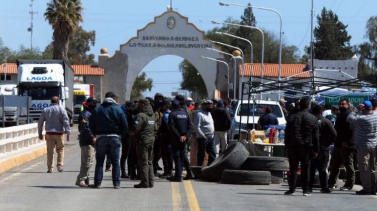 La Justicia Federal de Mendoza ordenó el desbloqueo de la Ruta 7