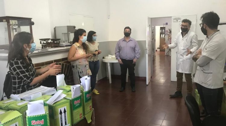 Especialistas de Salud de la Nación recorrieron el Laboratorio de Salud Pública