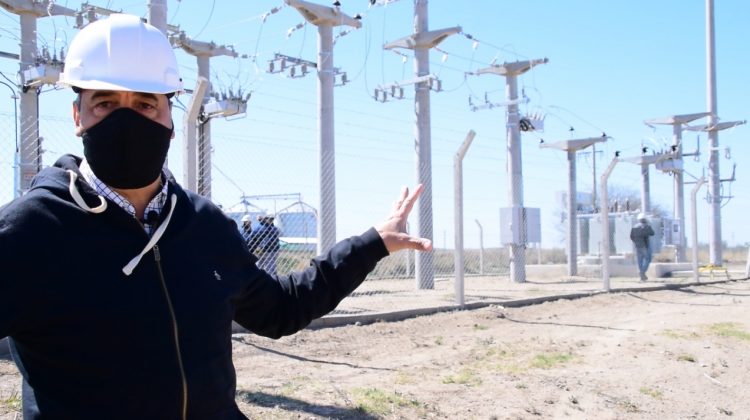 Se inicia una importante obra energética para La Toma y Juan Llerena