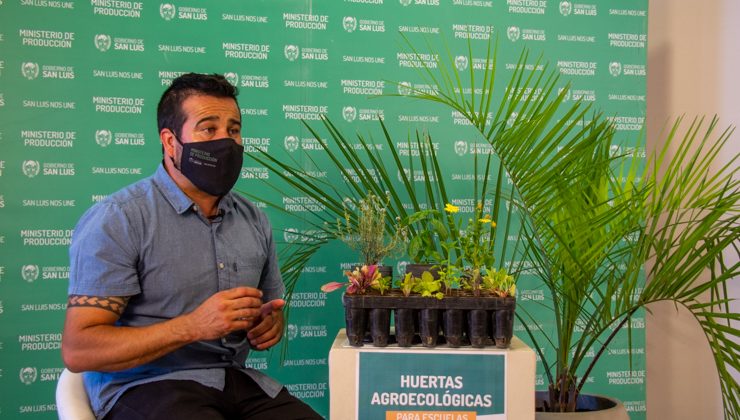 Docentes de escuelas generativas destacaron la capacitación sobre agroecología del Ministerio de Producción