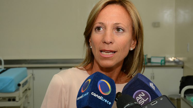 La ministra de Salud llamó a la población a concurrir a los puestos de testeo