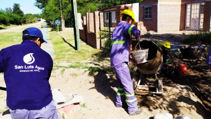 San Luis Agua trabaja en la puesta en valor del sistema de canales de Leandro N. Alem