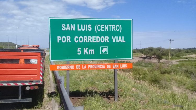 Más señalización vial en rutas y autopistas provinciales