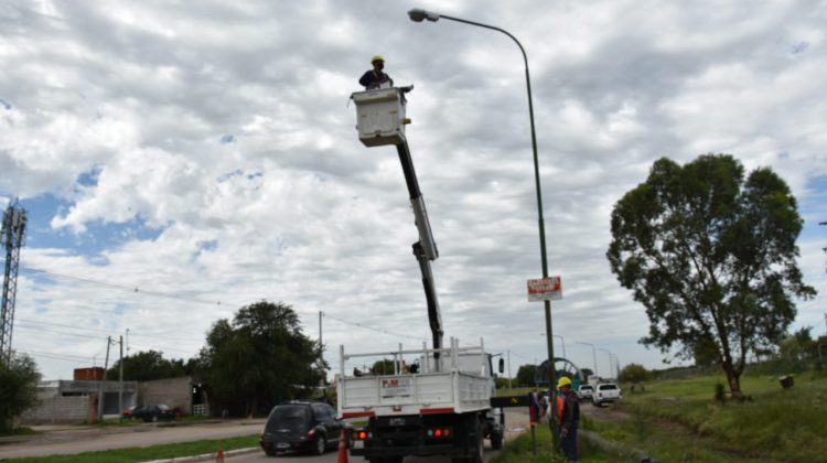 Todas las rotondas y accesos a Villa Mercedes tendrán iluminación led