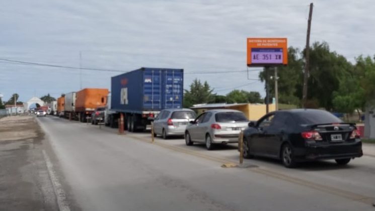 Mendoza realiza controles que generan demoras para salir de San Luis