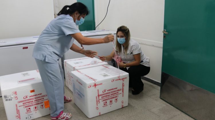 Los hospitales de San Luis y Merlo recibieron segunda dosis de la vacuna contra el Coronavirus