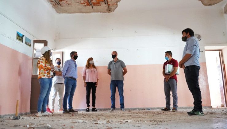 Inició la obra de reparación y mantenimiento en la Escuela Nº 10 “Juan Esteban Vaca”