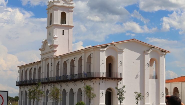 La Réplica del Cabildo y  la Casa de Tucumán, una opción para el visitante que llega a San Luis