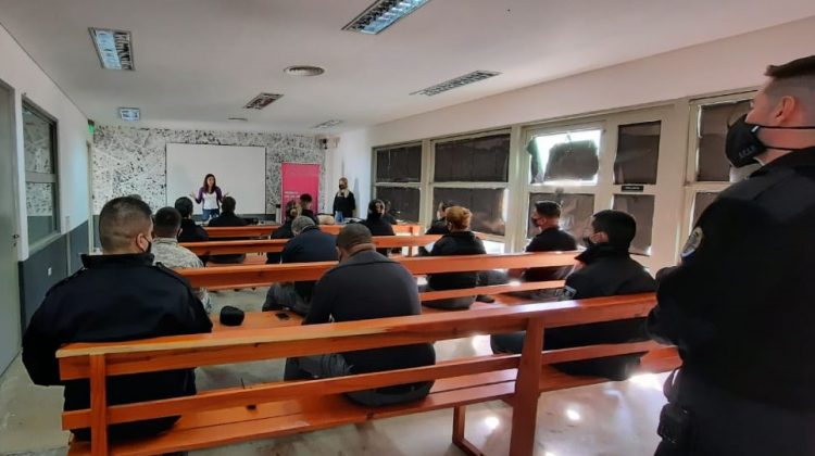 Capacitaron a penitenciarios de Pampa de las Salinas