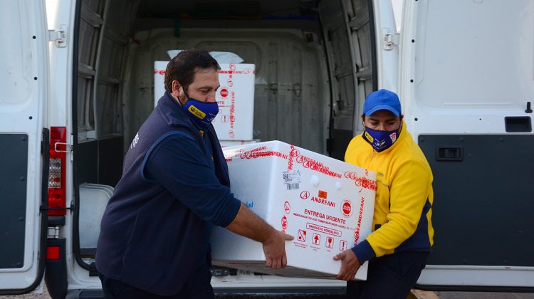 Llegaron a San Luis y a Villa Mercedes 3.600 dosis de la vacuna Sputnik V