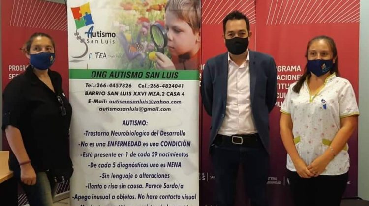 Policías de la provincia se capacitaron en la detección de personas con trastornos del espectro autista