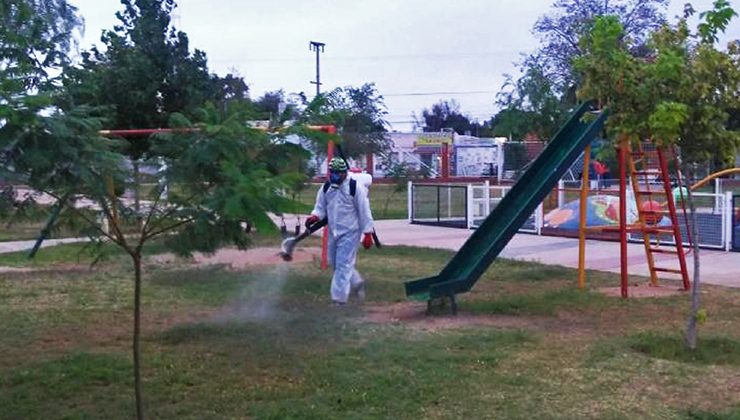 Para prevenir el dengue, el Gobierno continúa con las fumigaciones en los parques provinciales