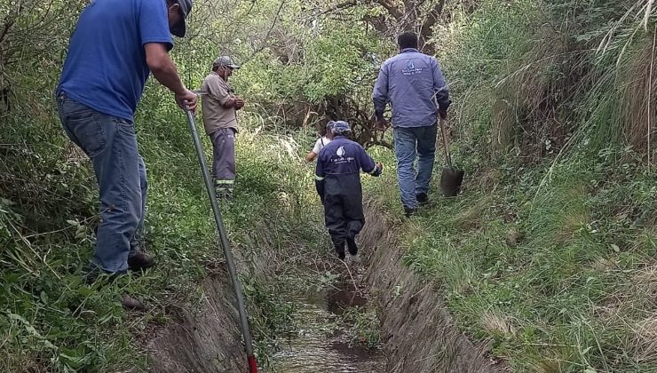 San Luis Agua trabaja en la limpieza y desembanque del Canal San Miguel