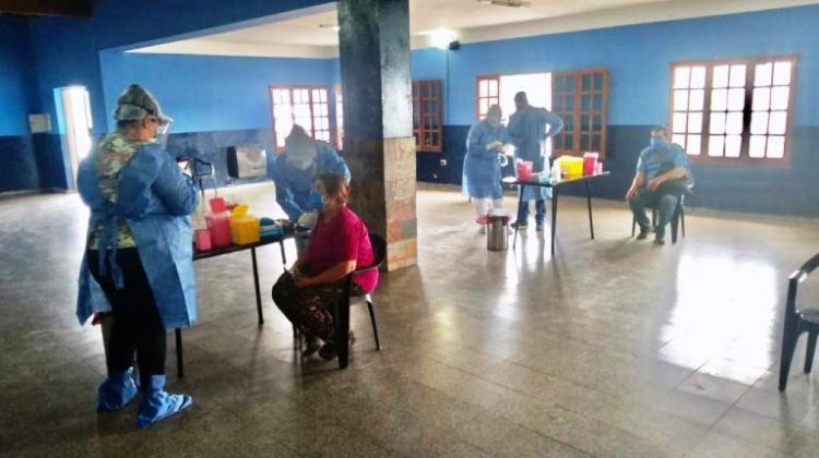 En San Jerónimo y La Calera continuó la campaña de vacunación este jueves